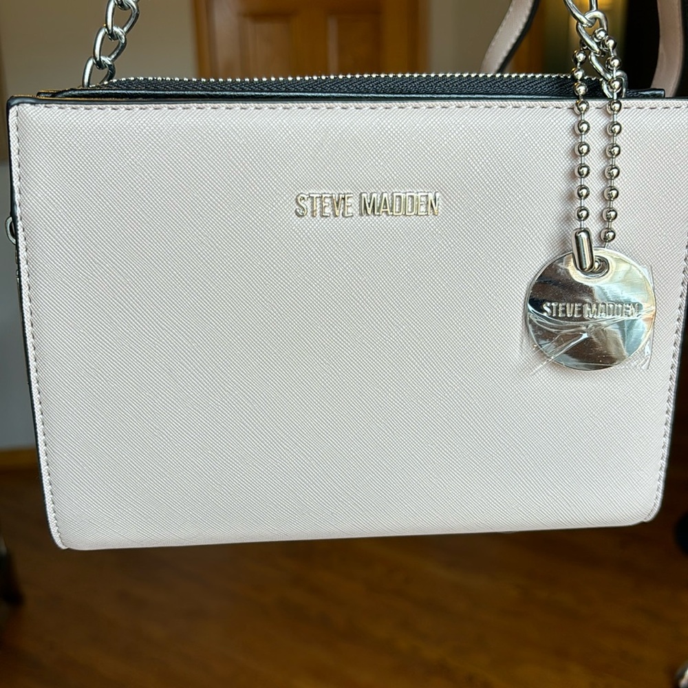 New without tags Shoulder/Crossbody Purse.  Steve Madden.  Blush colored.